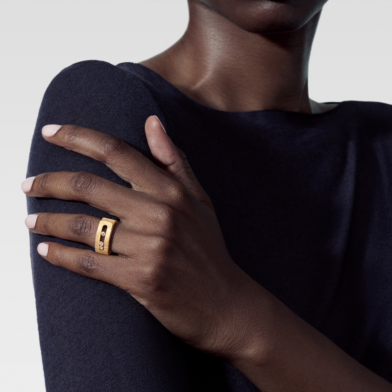 Move Noa chiseled ring, large model