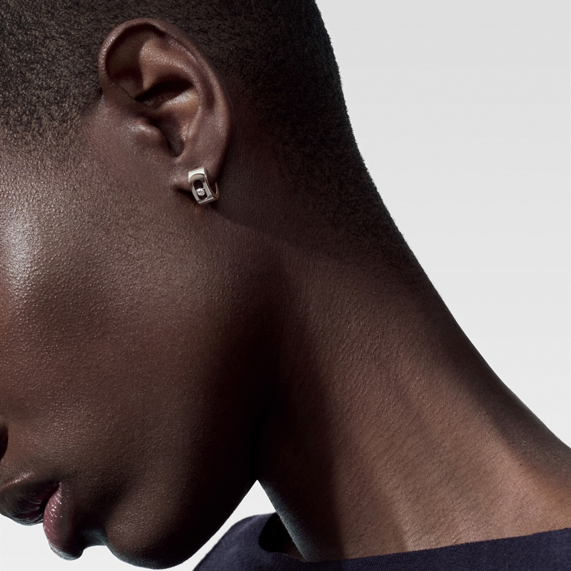 Move Noa hoop earrings