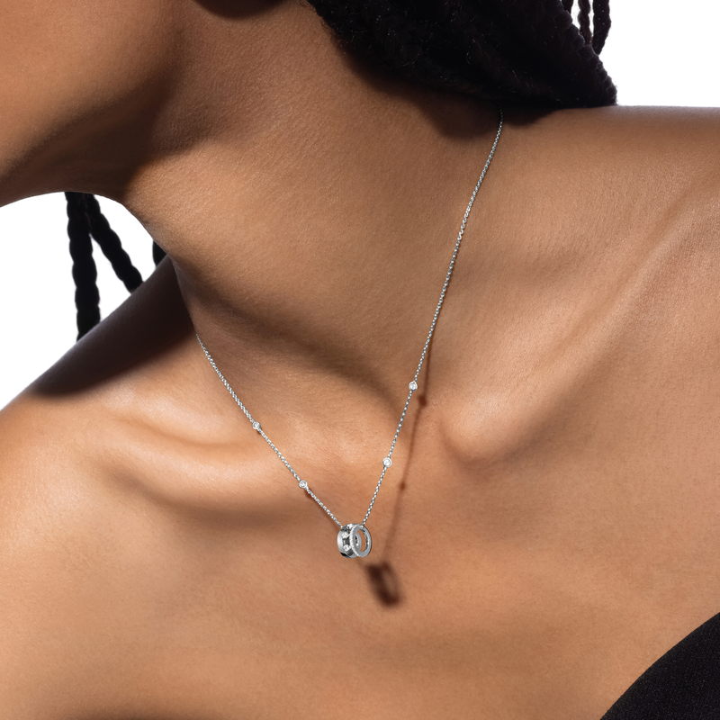 Move Romane pendant necklace