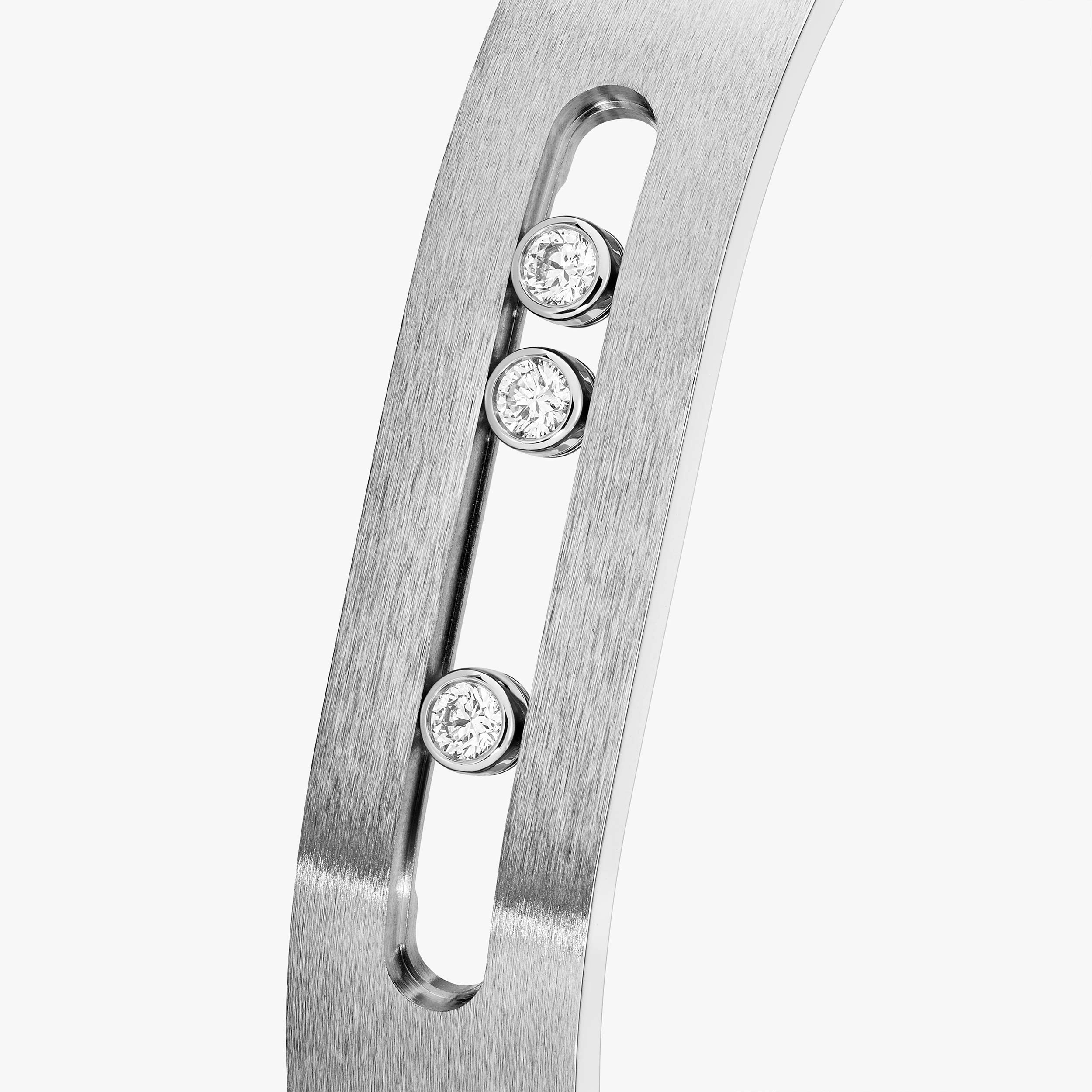 Natural Titanium & White Diamond Bangle Bracelet for Men | Messika