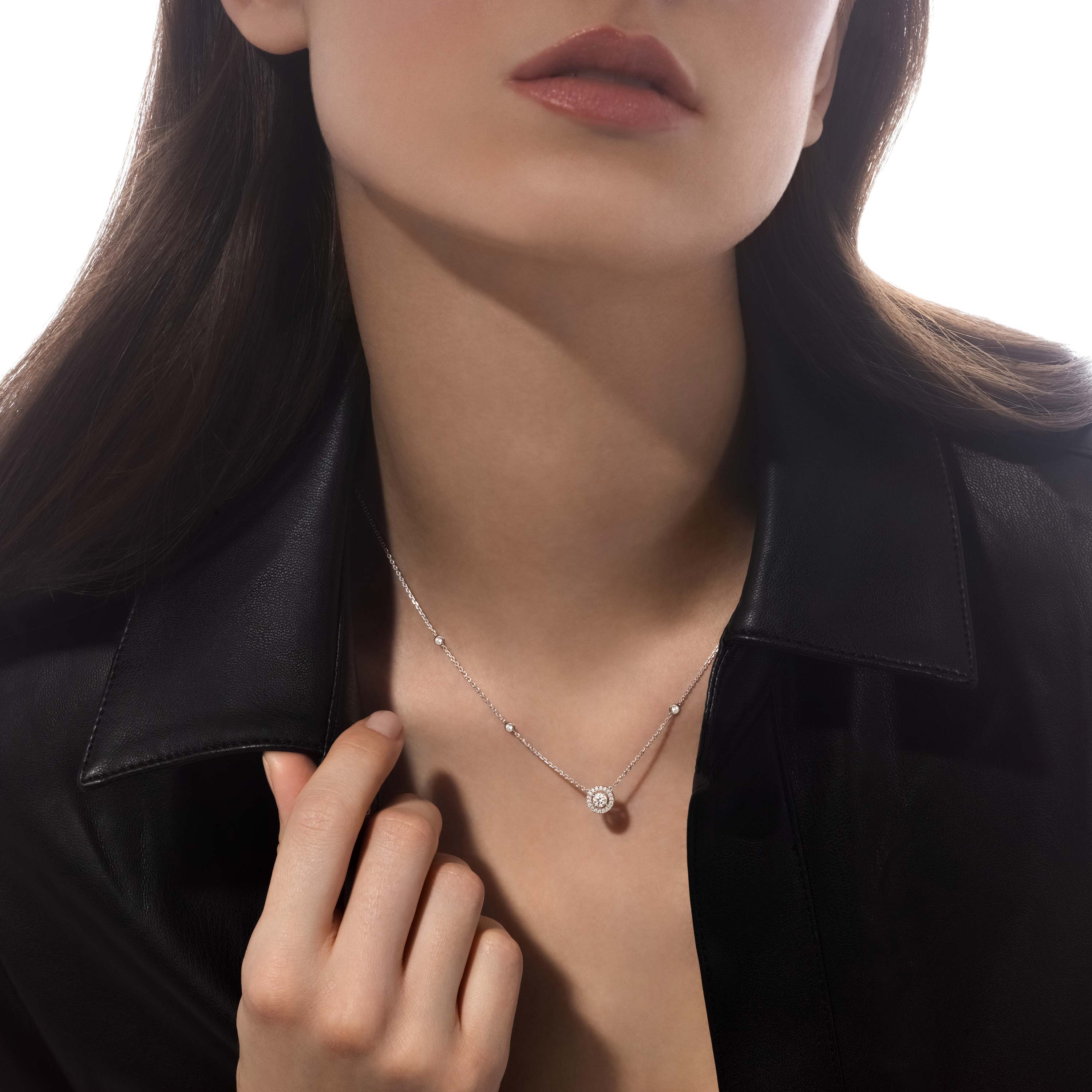 美品☆ミッソーニ アンサンブル ラメ シースルー シルク混 42 ジョイ》 ホワイトゴールド&ダイヤモンド ソリテールネックレス