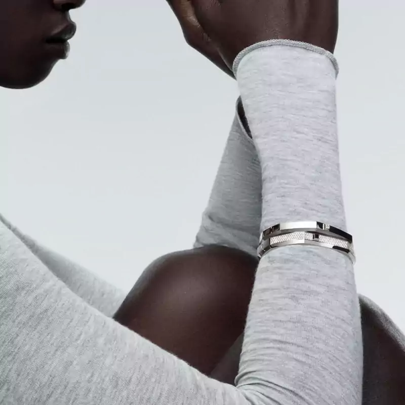 Moderniste pavé bracelet medium