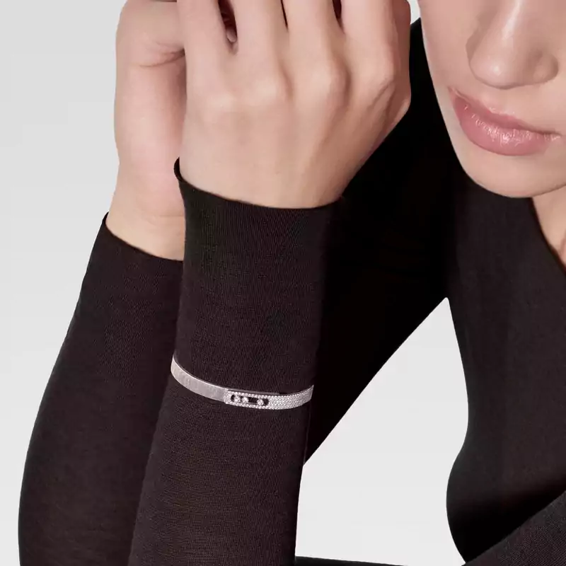 Move Noa chiseled half pavé bracelet, medium model