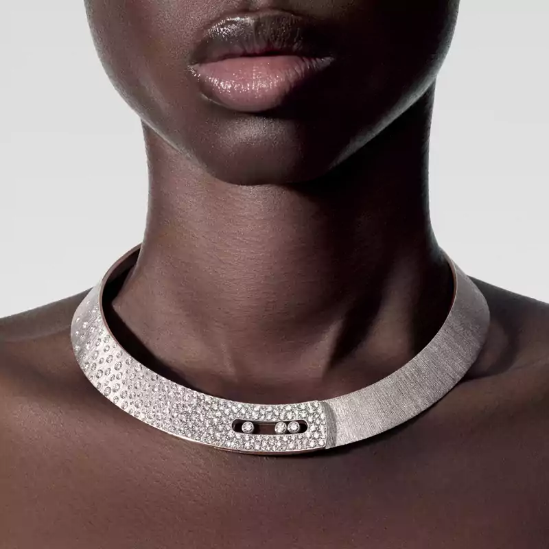 Move Noa chiseled pavé necklace