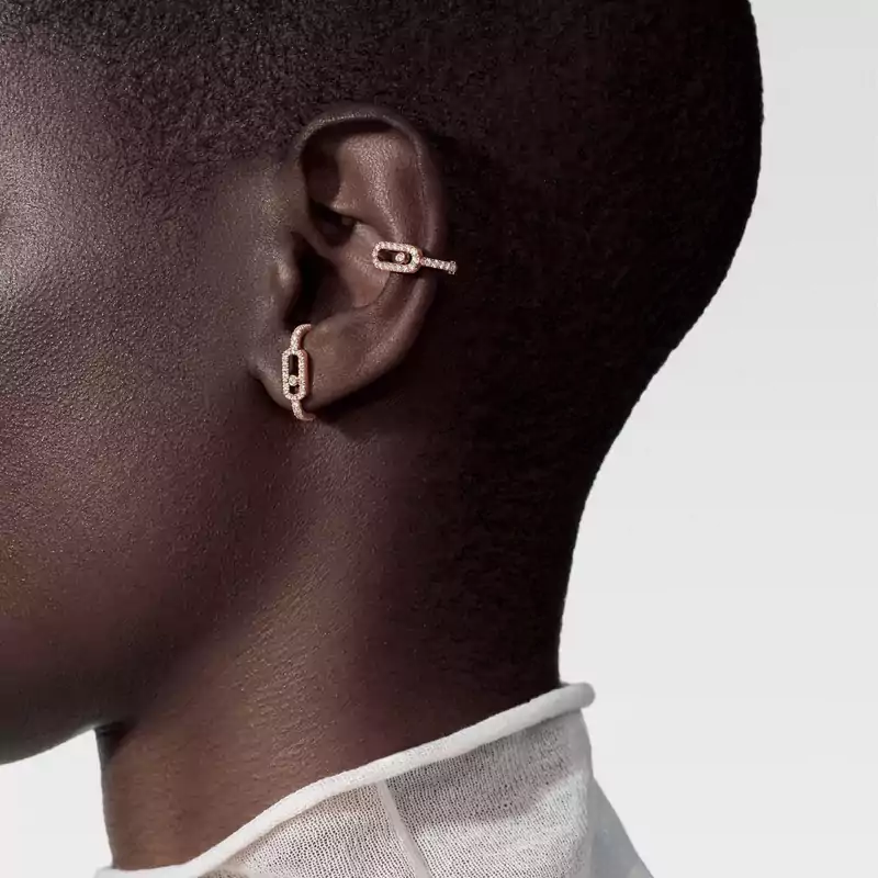 Move Uno pavé clip earring