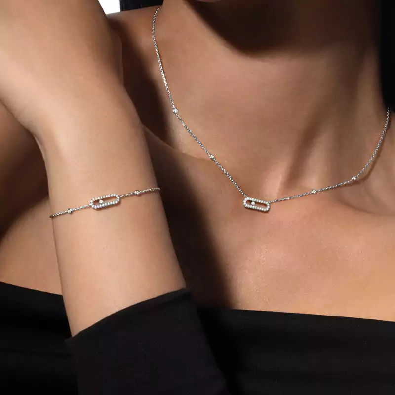 Move Uno pavé necklace