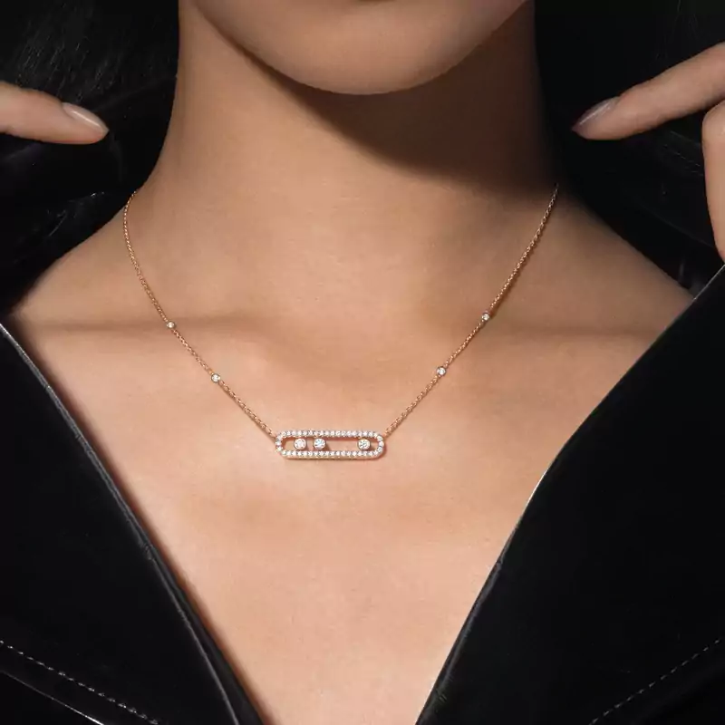 Move pavé necklace