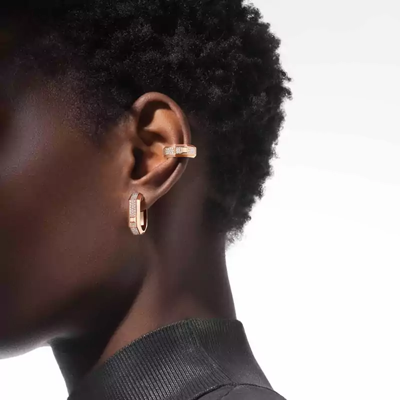 Moderniste middle clip earring