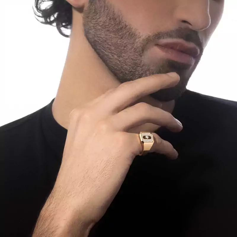 Move Joaillerie Pavé Signet Ring Yellow Gold Mixed Diamond Ring 13654-YG