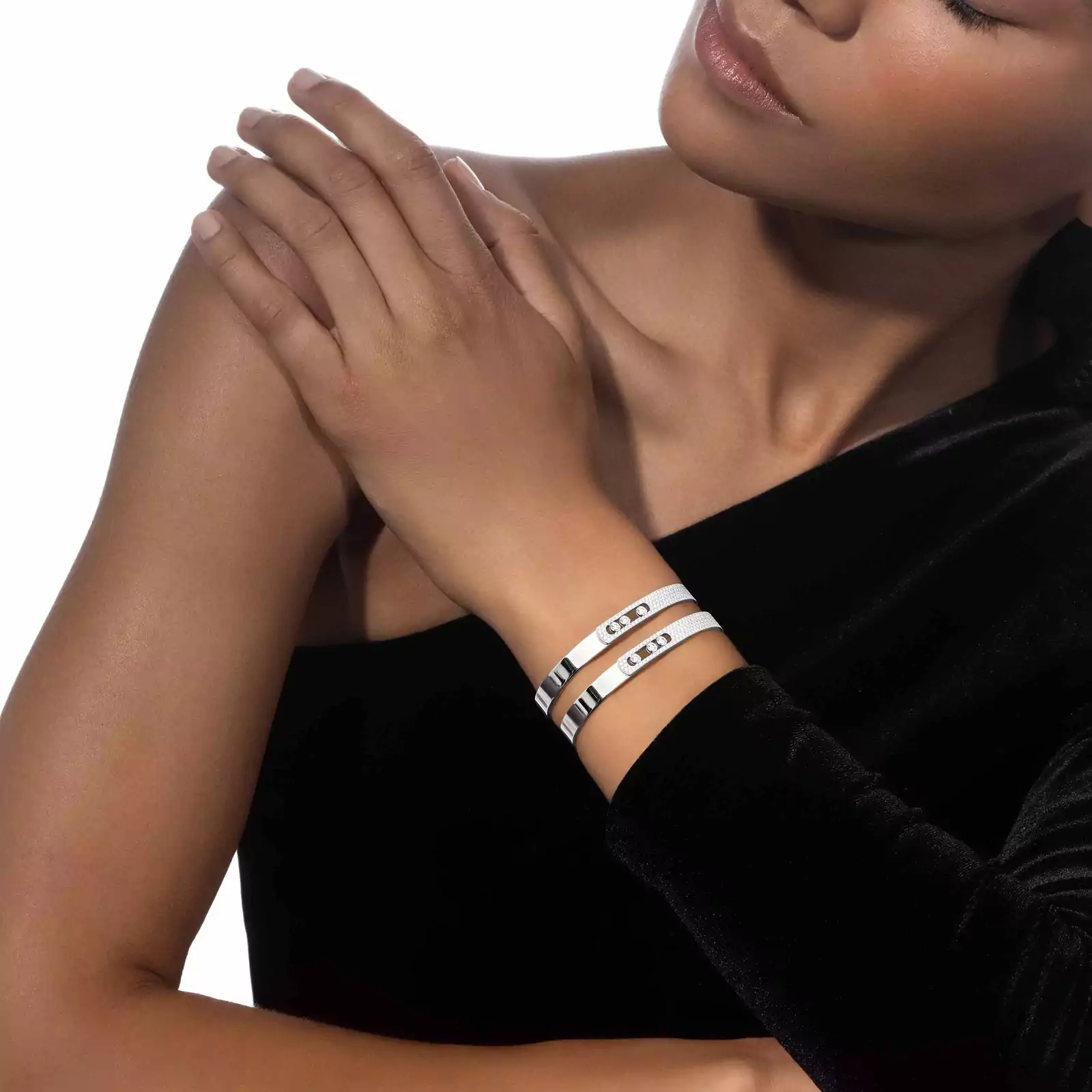 White Gold Diamond Pave Bangle Bracelet Move Noa Messika 06371 WG