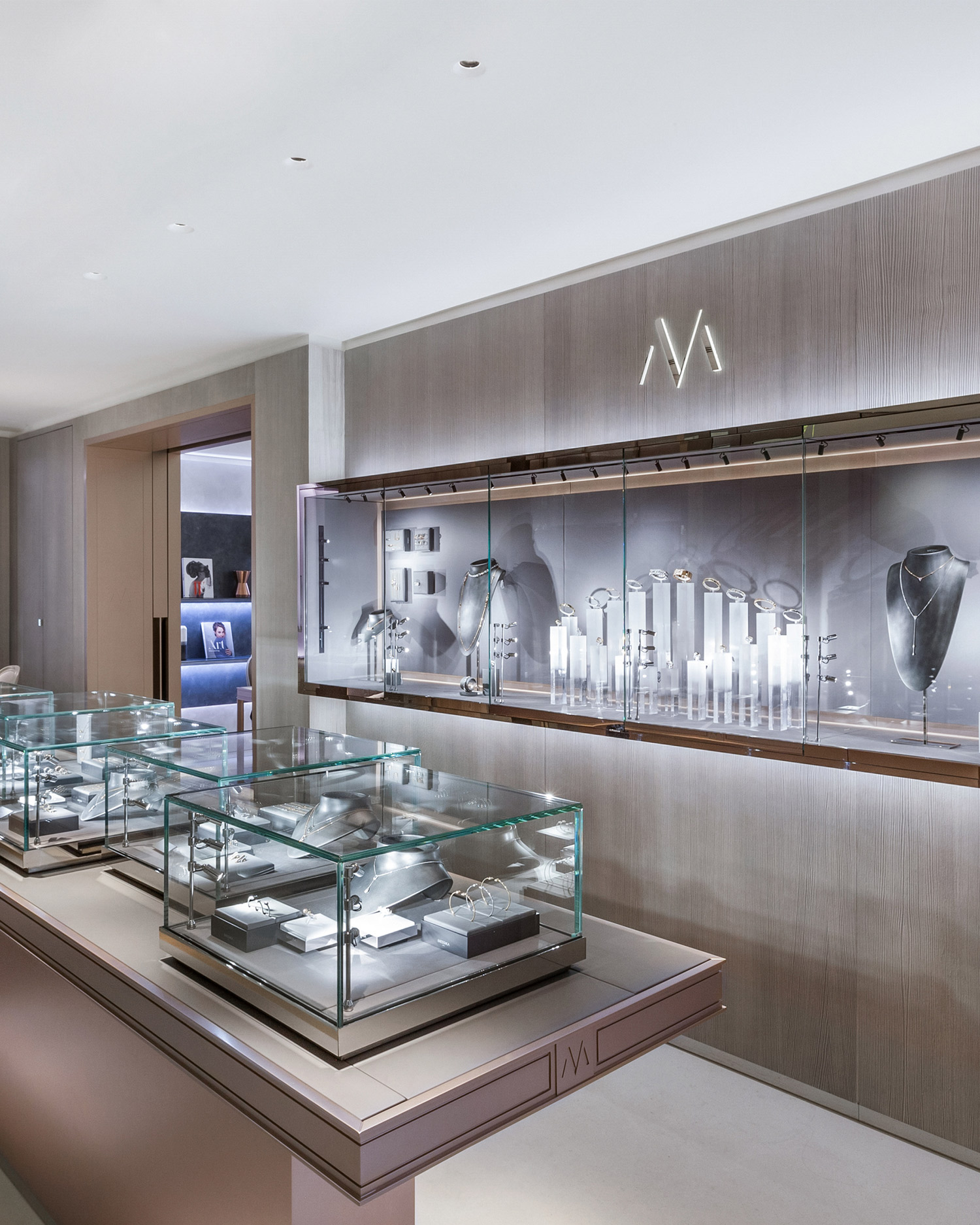 магазин кристалл липецк. интерьер ювелирного магазина. магазин ювелирных домов. интерьер ювелирного магазина. кристалл липецк зегеля.