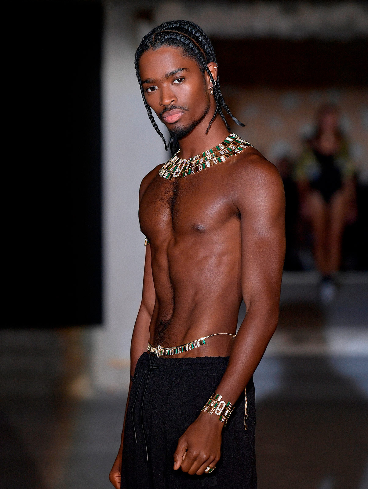 2022 High Jewelry Fashion Show Beyond the Light Messika event